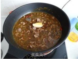 自制春游最佳小零食——咖喱牛肉干的做法步骤：4