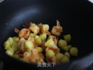 又是一年菠萝季——凤梨虾球的做法步骤：9