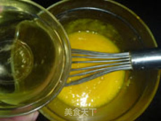 酸奶戚风的做法步骤：4