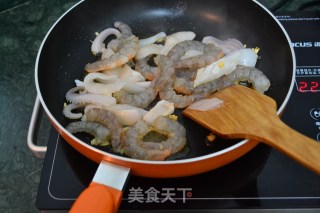 海鲜乌冬面的做法步骤：4