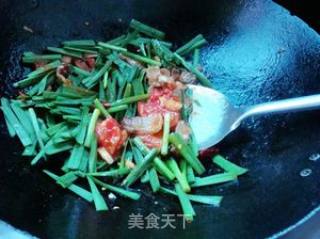 腊肉番茄炒韭菜的做法步骤：7