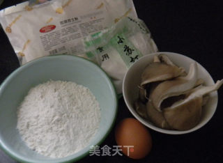 软炸平菇的做法步骤：1