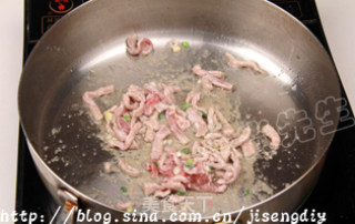 用豆腐皮卷出五彩缤纷的健康美食的做法步骤：3