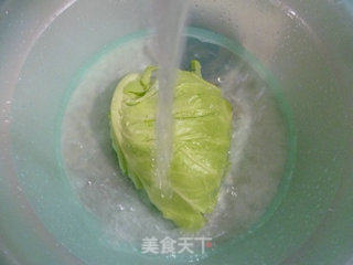 上汤面结牛心菜的做法步骤：3