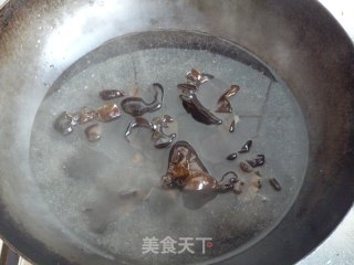 莴笋拌木耳的做法步骤：5