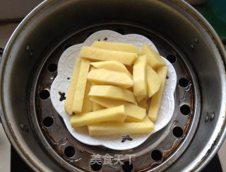 缤纷土豆饼的做法步骤：3