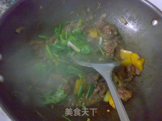榨菜甜椒牛肉粒的做法步骤：9