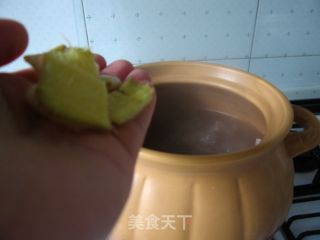 女性朋友的益气养血养生汤--【桂圆红枣小排汤】的做法步骤：6