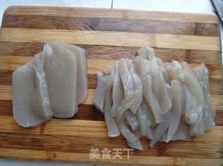豉油韭菜炒魔芋的做法步骤：1