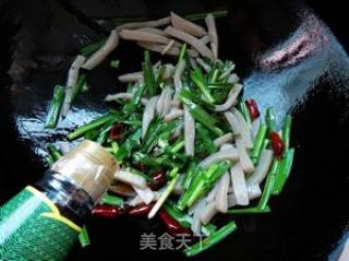 豉油韭菜炒魔芋的做法步骤：7