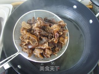 凉拌木耳的做法步骤：5