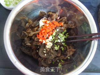 凉拌木耳的做法步骤：9