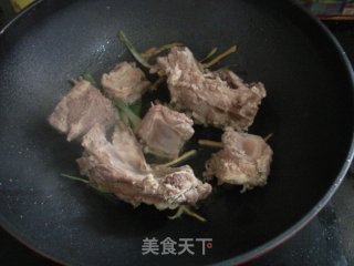 排骨压豆角的做法步骤：5