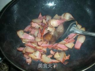 青蒜炒腊肉的做法步骤：5