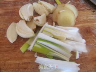 美味红烧肉的做法步骤：1