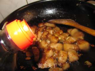 美味红烧肉的做法步骤：7