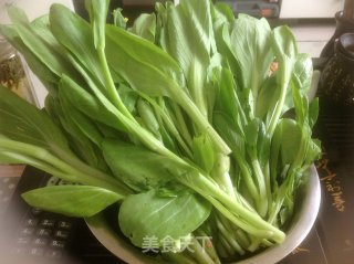 清炒菜心的做法步骤：1