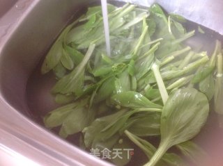 清炒菜心的做法步骤：2