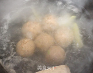 清淡狮子头的做法步骤：9
