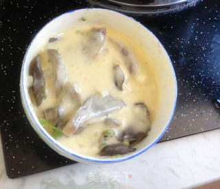香椒炸蘑菇的做法步骤：3