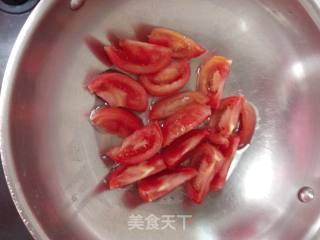 土豆西红柿莲子炖牛肉的做法步骤：3