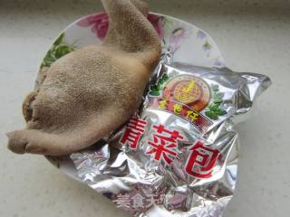 酸菜牛肚的做法步骤：1