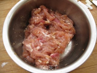 京酱肉丝的做法步骤：1
