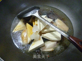 豆腐干烧中翅的做法步骤：7