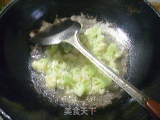 莴笋炒花菜的做法步骤：7