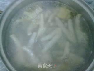 泡椒鸡爪的做法步骤：2