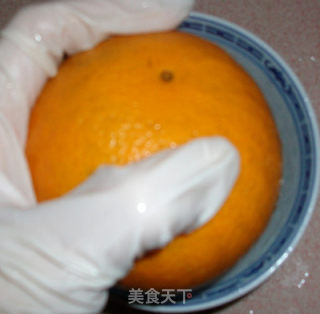 糖渍橙皮的做法步骤：1