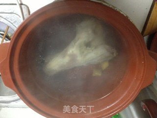 牛大骨汤和牛骨髓油的做法步骤：3