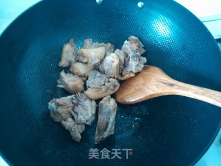 白萝卜啤酒老鸭汤的做法步骤：5