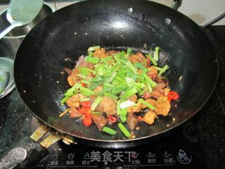 爆炒鸡胸肉的做法步骤：6