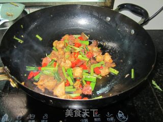 爆炒鸡胸肉的做法步骤：7