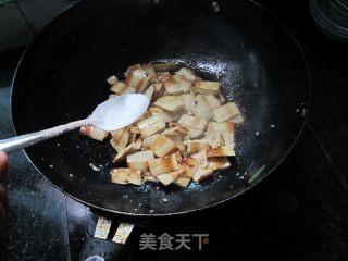 辣炒豆腐片的做法步骤：3