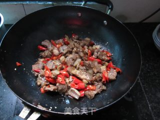 辣炒猪头肉的做法步骤：5