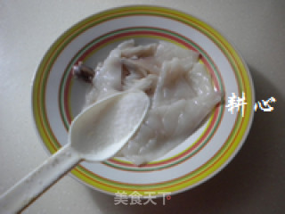 鲜鱿玉米笋的做法步骤：3