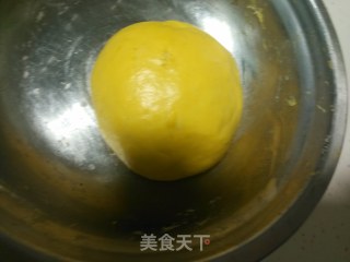 花样馒头---彩色蝴蝶的做法步骤：2