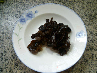 香菇素什锦的做法步骤：5