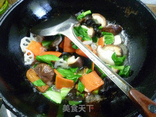 香菇素什锦的做法步骤：16