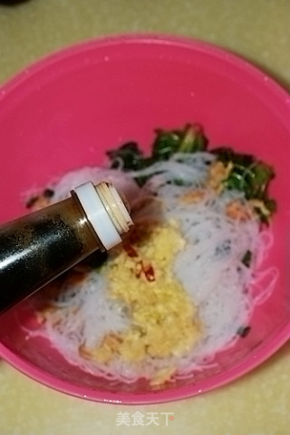 菠菜虾米拌粉丝的做法步骤：11