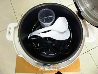 电饭锅版炖排骨的做法步骤：4