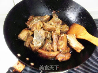 电饭锅版炖排骨的做法步骤：14