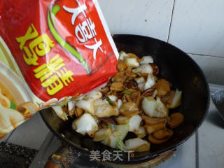 杂蔬回锅肉的做法步骤：11