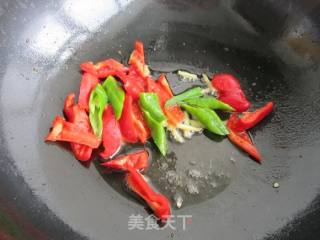 双椒炒腊肉的做法步骤：7