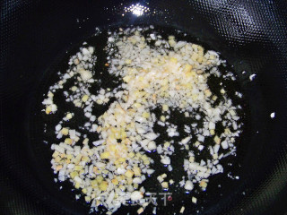 心蓝手制私房菜【菇鲜榨菜条】——冰淇淋流泪（书香恋）的做法步骤：4