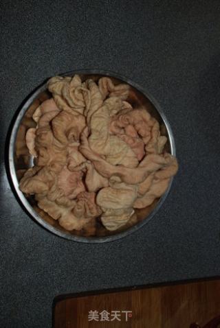 湘味爆炒肥肠的做法步骤：2