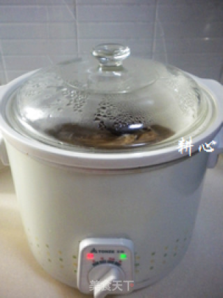 灵芝花胶煲斑鸠的做法步骤：7