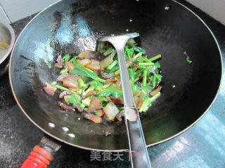香炒猪脸皮的做法步骤：5